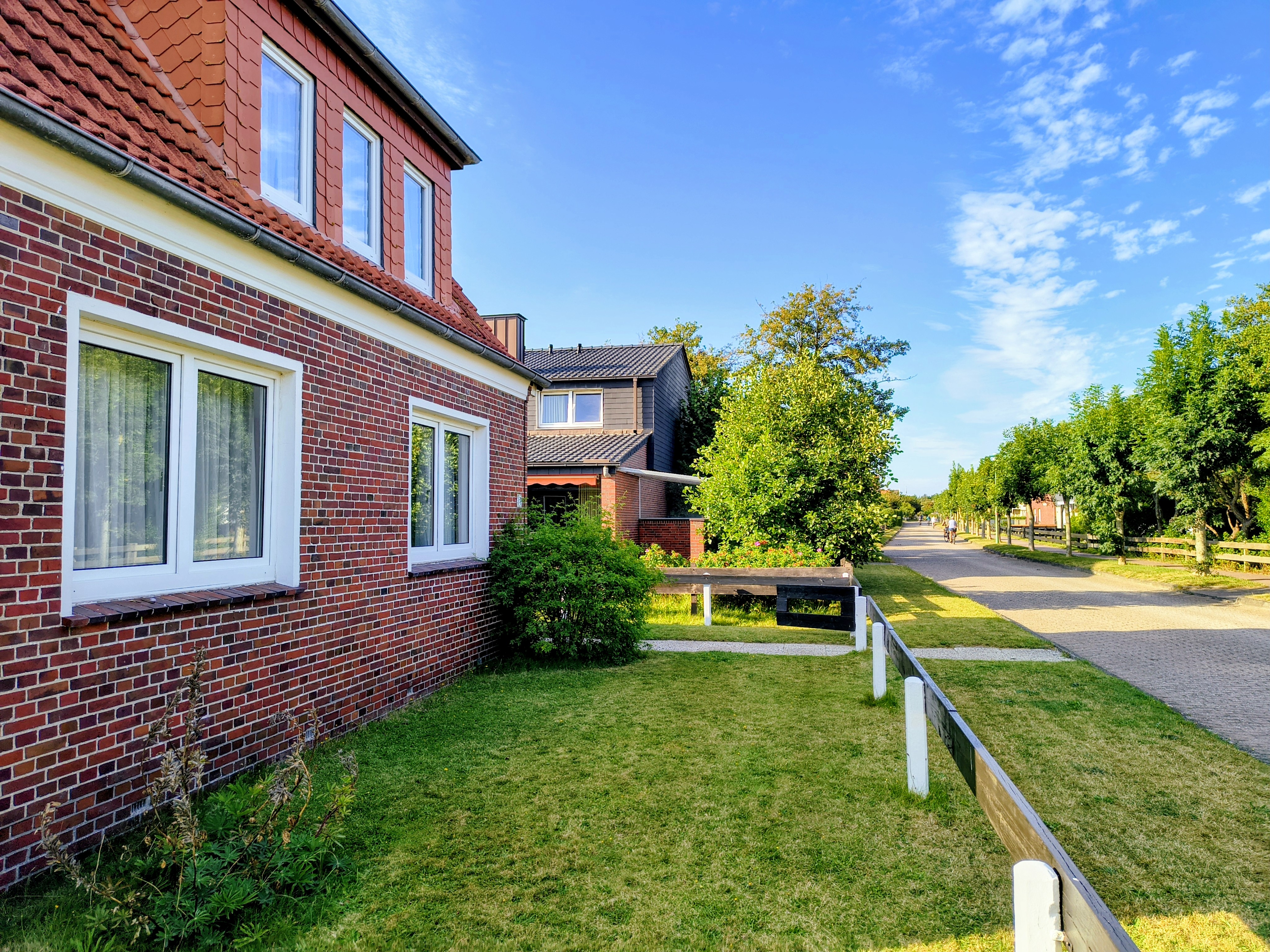 Haus Polderweg 31 und ruhige Straße